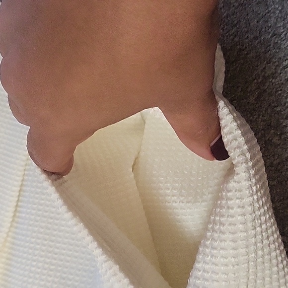 French Connection EUC Pleated Skirt - Picture 5 of 9